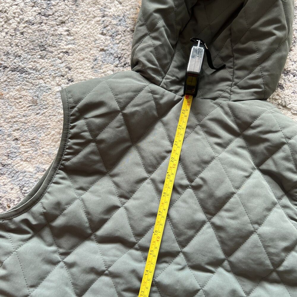 Eddie Bauer Quilted Vest Women's S Olive Faux Fur Hood Sherpa Lined - Picture 10 of 10